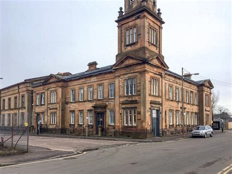 Serviced office to lease in Sydney Street, Glasgow, G31.